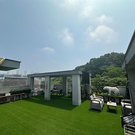 Отель Yolo House Инчон Экстерьер фото