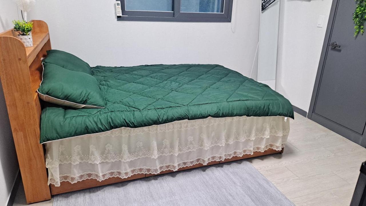 Отель Yolo House Инчон Экстерьер фото