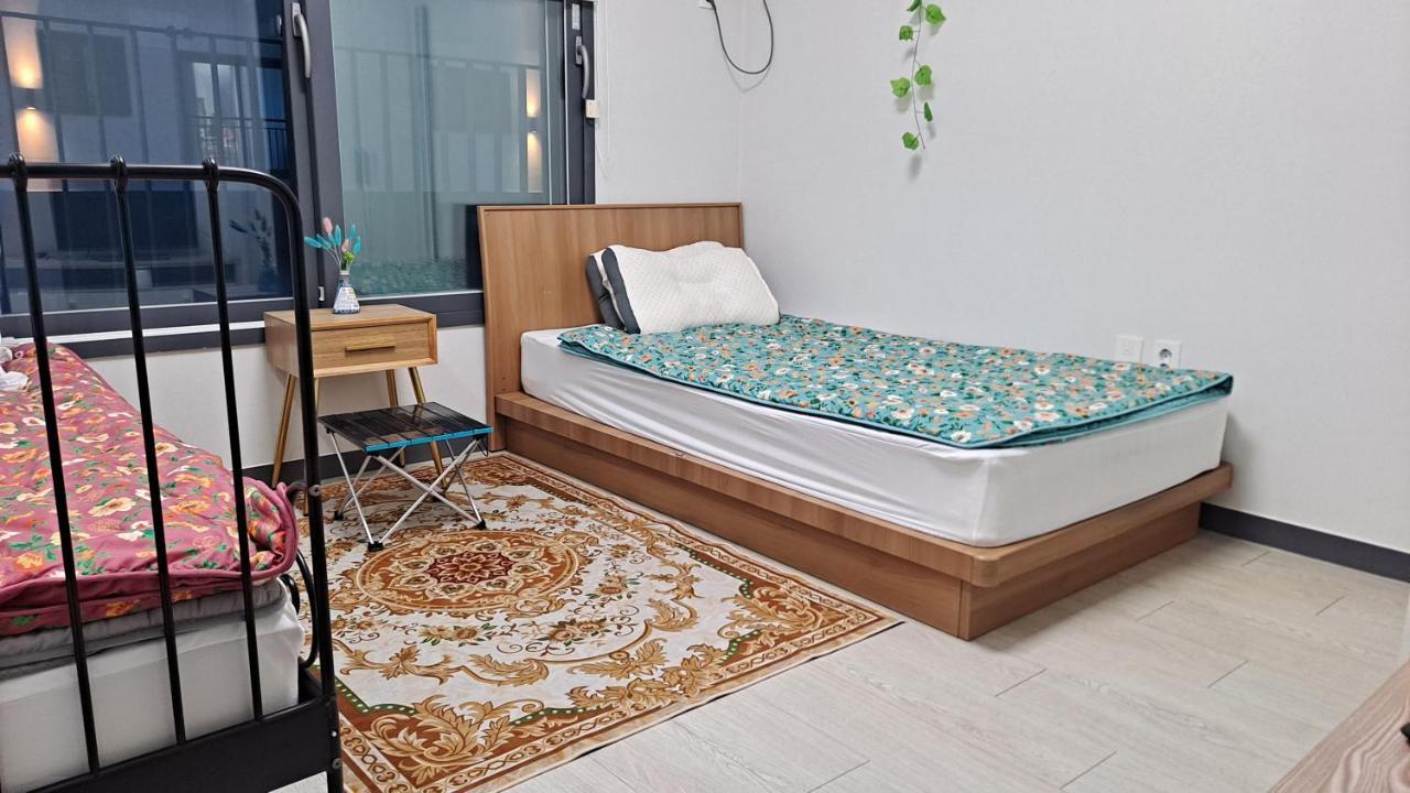 Отель Yolo House Инчон Экстерьер фото