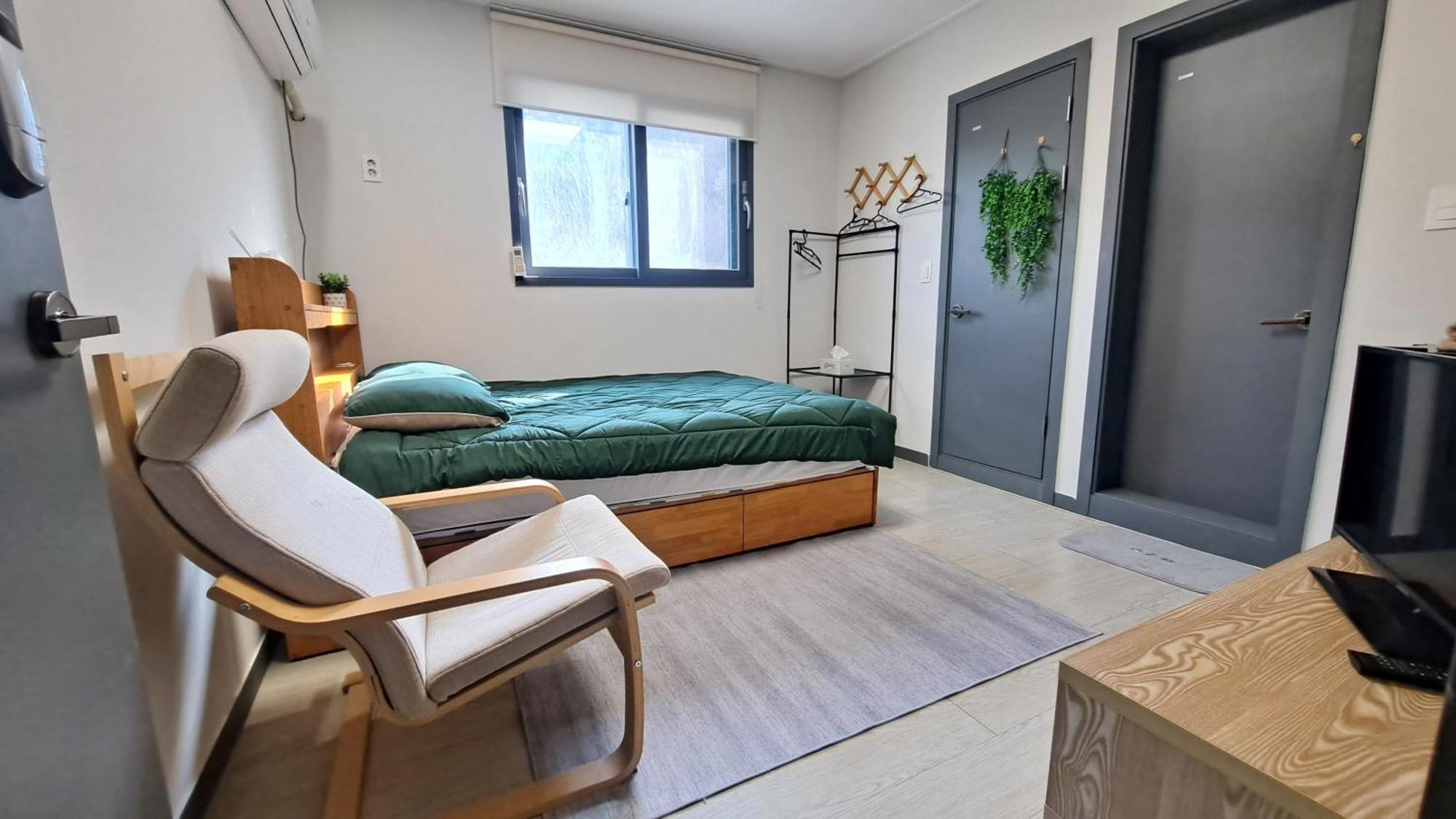 Отель Yolo House Инчон Экстерьер фото